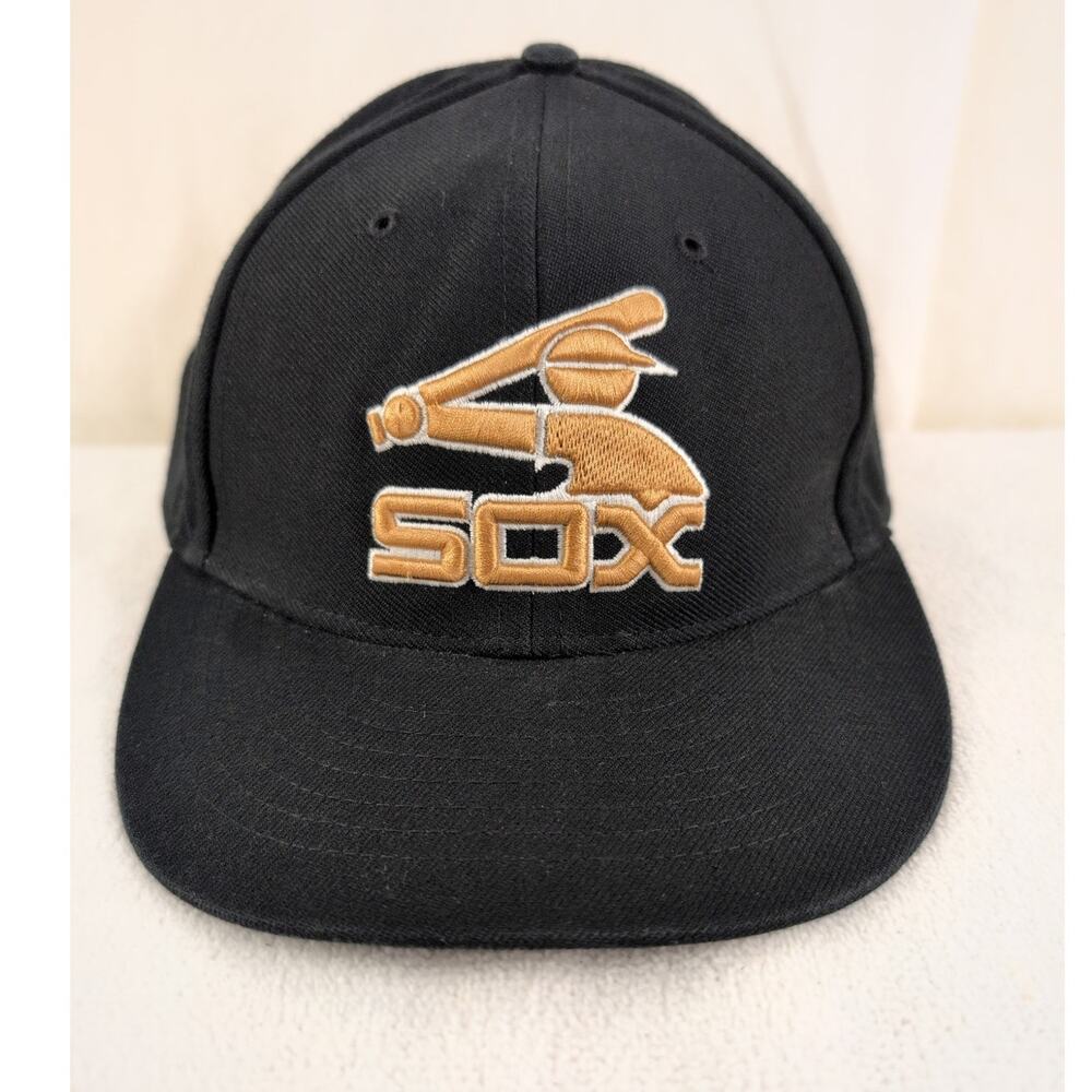 Vintage Chicago White Sox Cooperstown Collection 1983 black gold hat Size 7 3/8